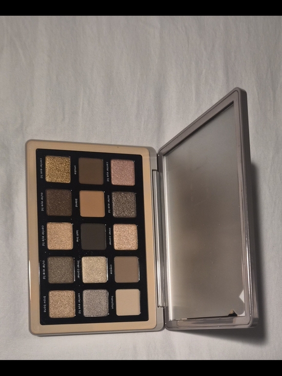 Natasha Denona Other - Natasha Denona Neutral Taupe & Gold Eyeshadow Palette